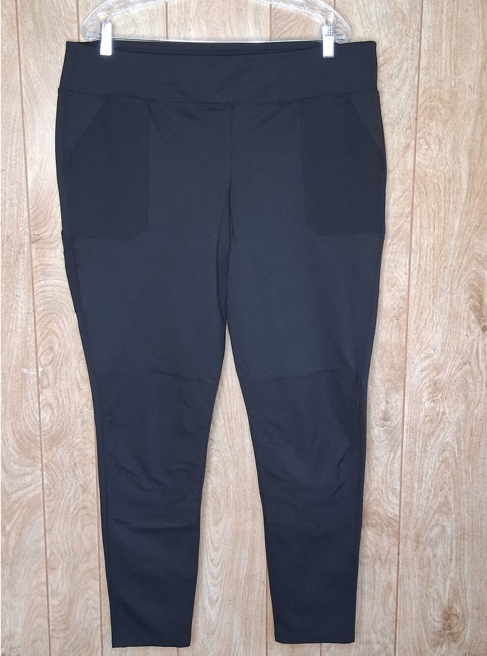 Ladies Carhartt Fitted Force Pull On Black Pant Tapered Leg Pockets Stretchy 20
